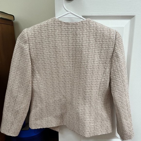 Aritzia Babaton Little Tweed Jacket (00) - NWOT - Picture 7 of 7
